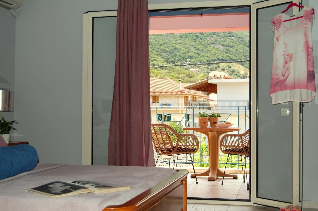 Alkyoni Apartments & Studios Poros  Exterior photo