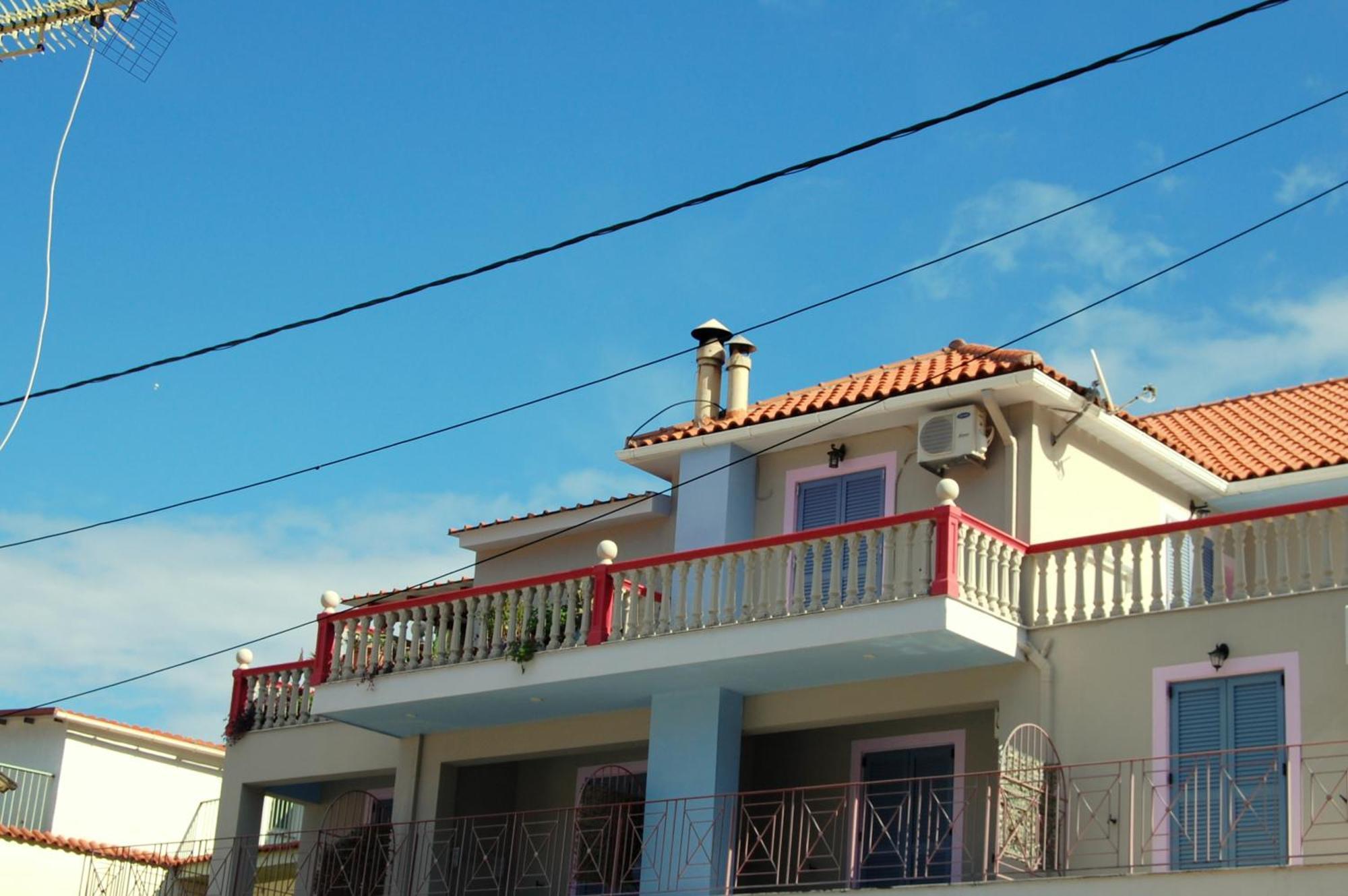 Alkyoni Apartments & Studios Poros  Exterior photo